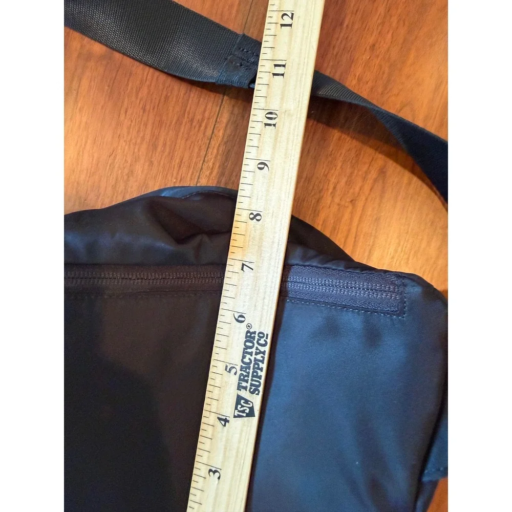 Lululemon City Adventurer Belt Bag 2.5L Black Travel